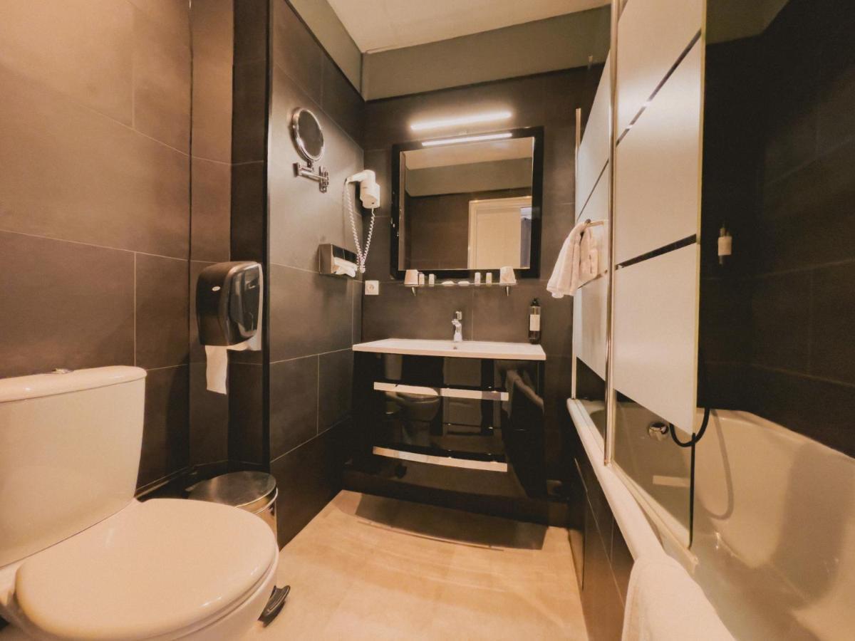 Royal Hotel Nimes Luaran gambar