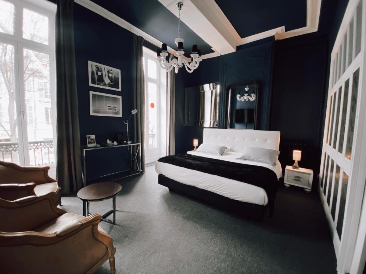 Royal Hotel Nimes Luaran gambar