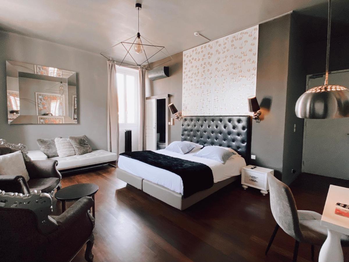 Royal Hotel Nimes Luaran gambar