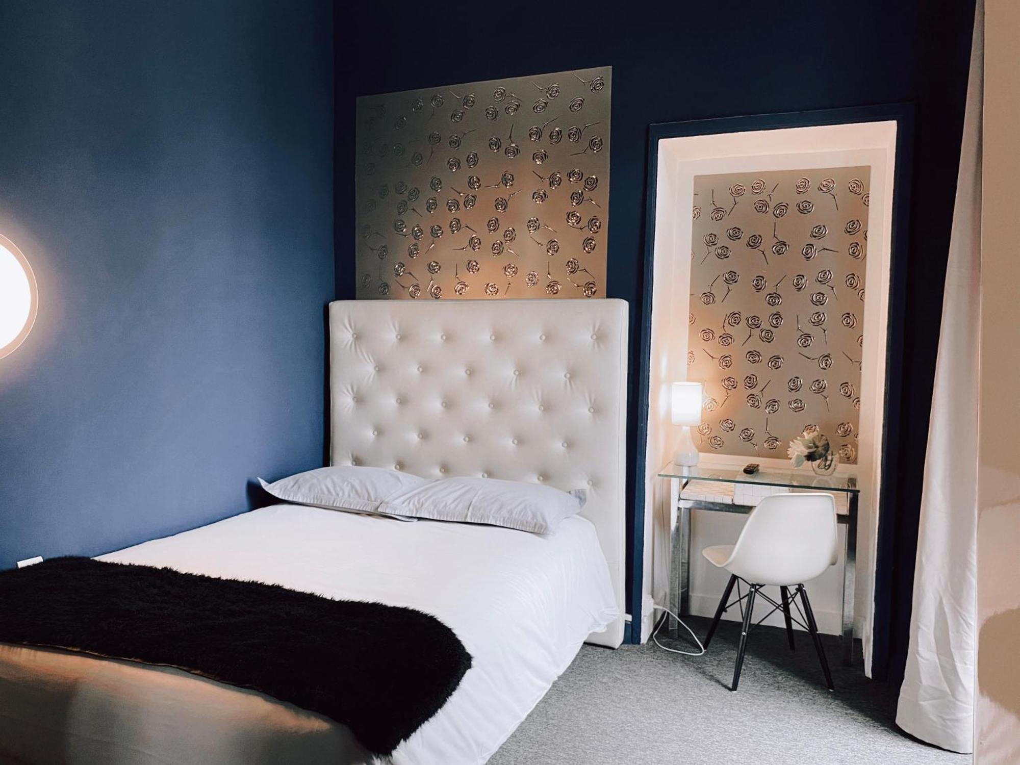 Royal Hotel Nimes Bilik gambar