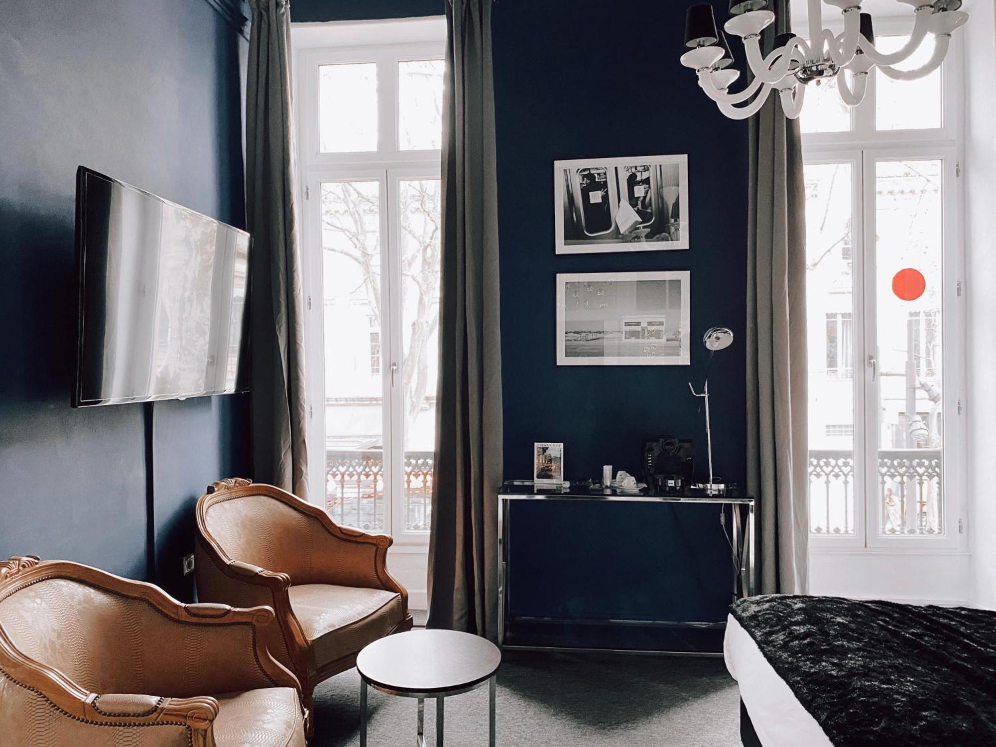 Royal Hotel Nimes Bilik gambar